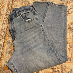 Curvy mom jean